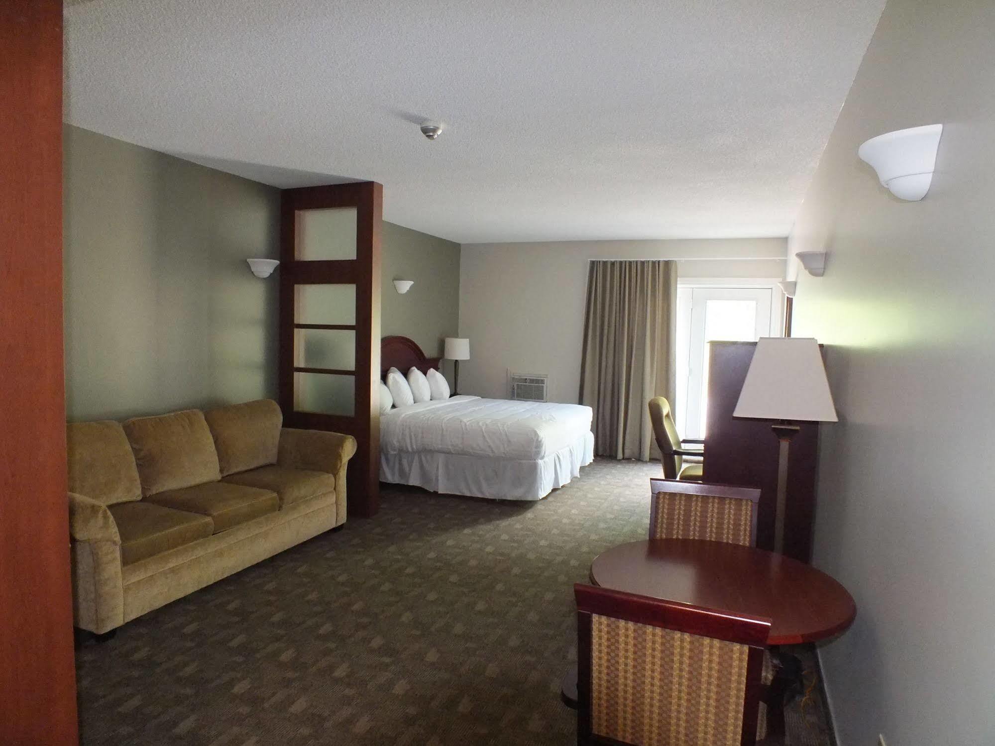 Rodeway Inn Sudbury Exterior foto